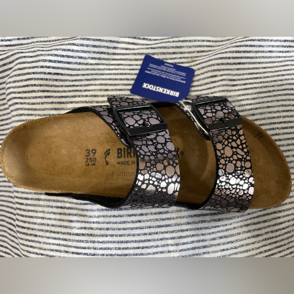 Brand new Birkenstock size 39 (8 Women 6 Men)
